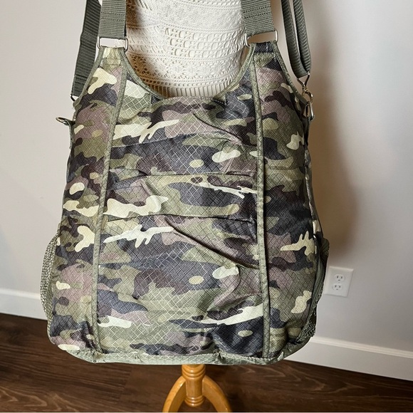 31 All Pro Tote in Camo Crosshatch - Picture 4 of 5